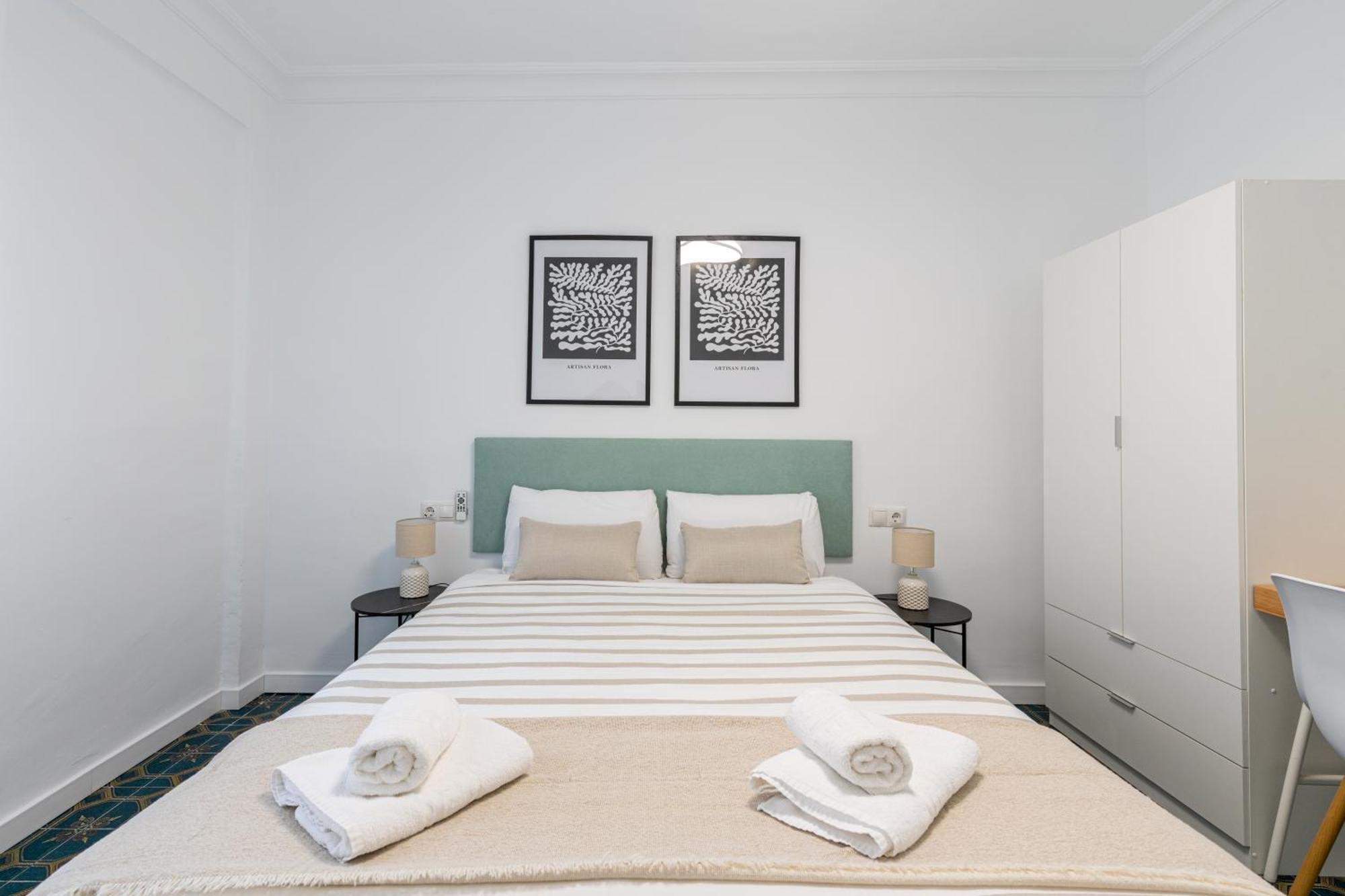 Piso Elegante Y Nuevo De 3 Habitaciones Y 2 Banos Sevilla Exterior foto