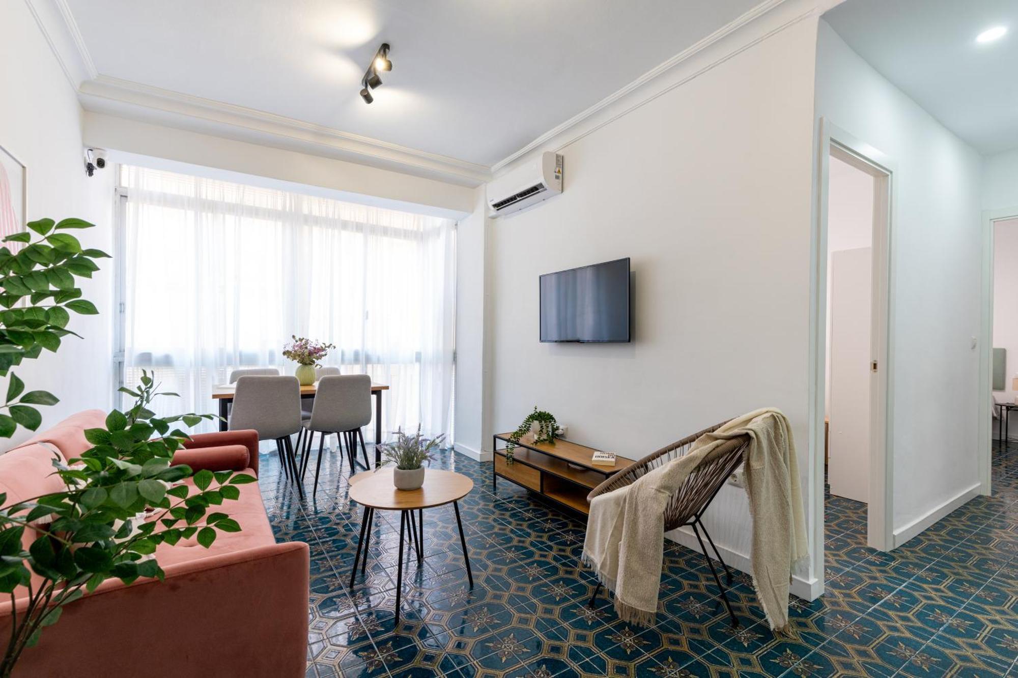 Piso Elegante Y Nuevo De 3 Habitaciones Y 2 Banos Sevilla Exterior foto