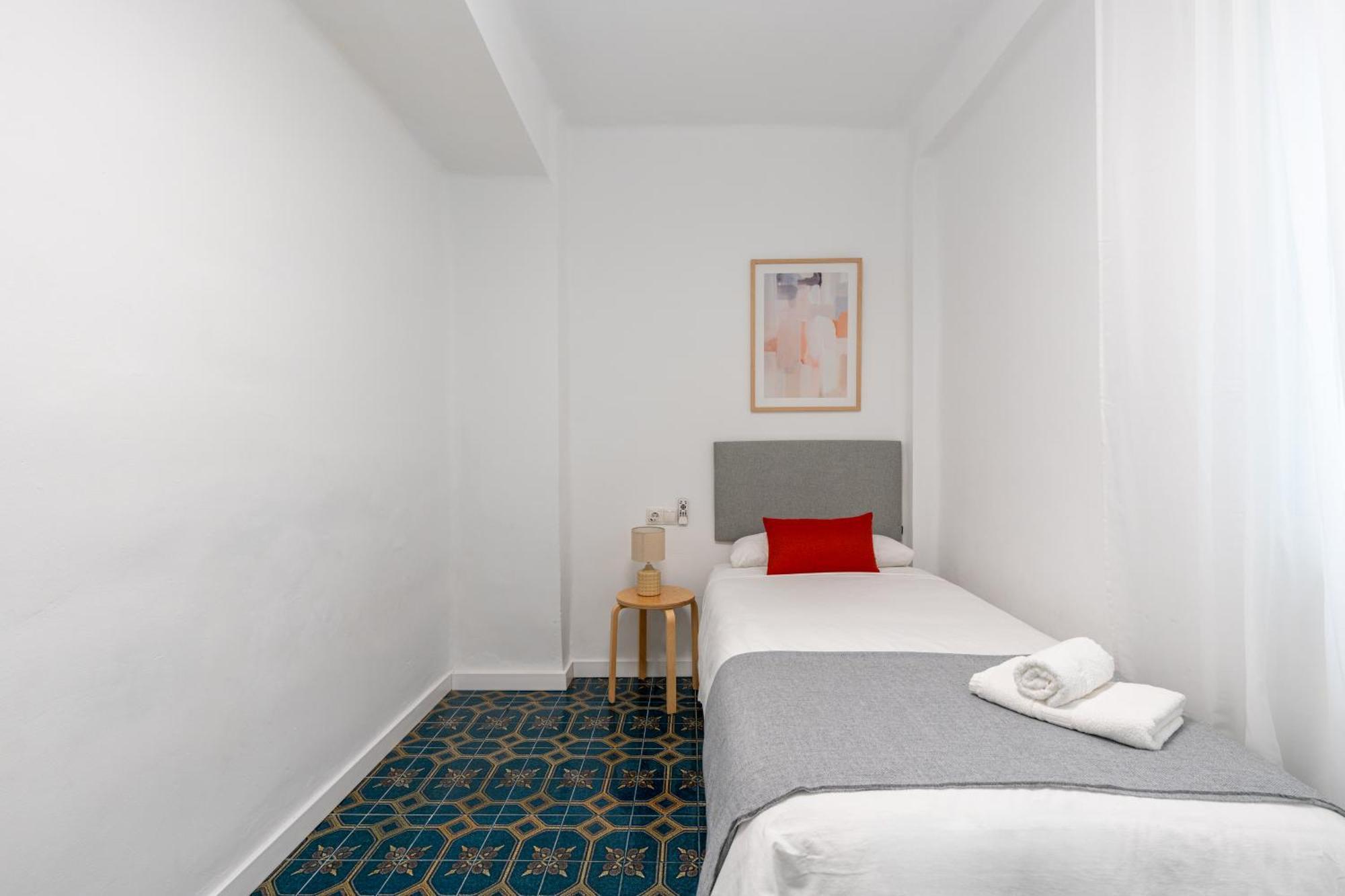 Piso Elegante Y Nuevo De 3 Habitaciones Y 2 Banos Sevilla Exterior foto