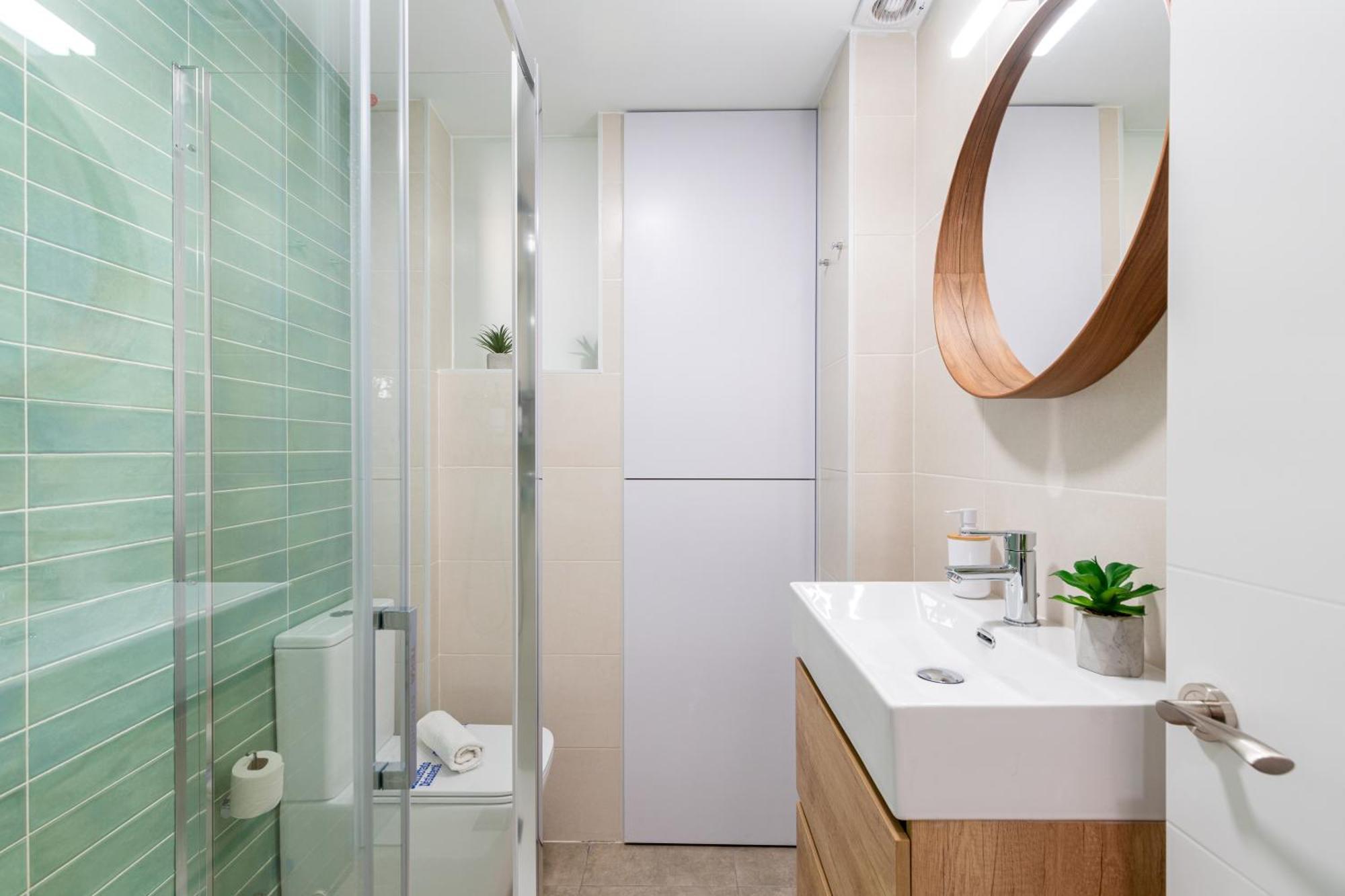 Piso Elegante Y Nuevo De 3 Habitaciones Y 2 Banos Sevilla Exterior foto